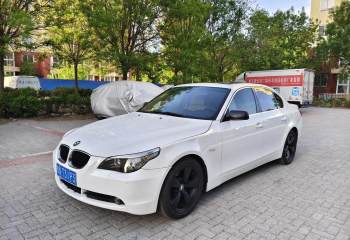 宝马 5系 2004款 520i