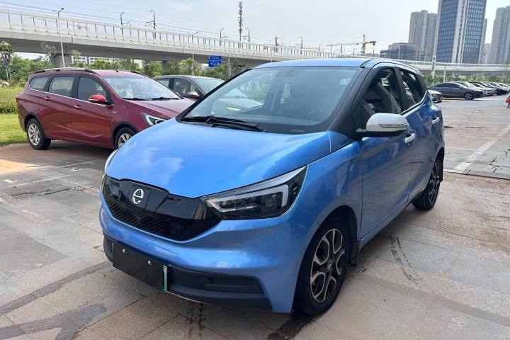 江铃集团新能源 易至EV3 小雷达悦跑型