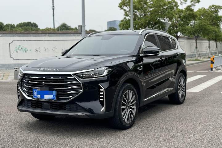 捷途 X70 PLUS 1.6T DCT辰 7座