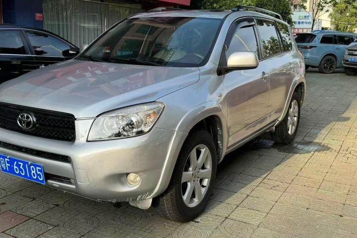 丰田 RAV4(进口) 2.4 豪华型