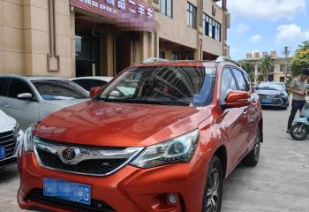 比亚迪 宋 2017款 盖世升级版 2.0TID 自动4G旗舰型