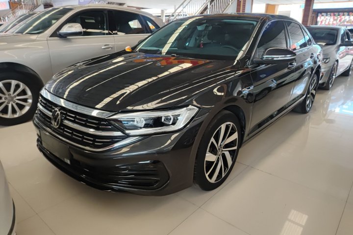 大众 速腾 300TSI DSG卓越版