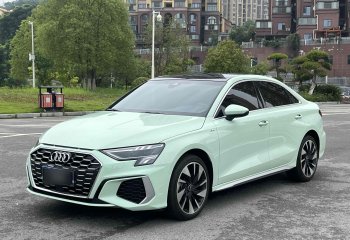 奥迪A3 2023款 改款 A3L Limousine 35 TFSI 时尚运动型