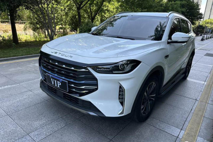 捷途 X70 PLUS 1.5T DCT火 5座