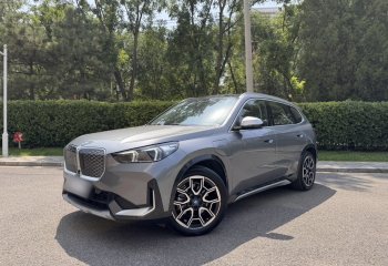 宝马iX1 2023款 xDrive30L X设计套装