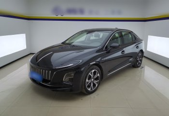 红旗E-QM5 2023款 改款 基础出行版