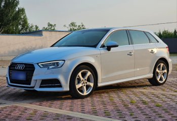 奥迪A3 2018款 30周年年型 Sportback 35 TFSI 时尚型