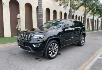Jeep 大切诺基(进口) 2017款 3.0L 舒享导航版