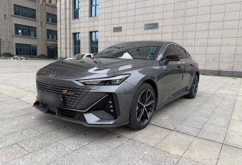 长安UNI-V 2022款 1.5T 尊贵型