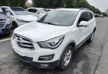 海马S5 2015款 1.5T CVT豪华型运动版