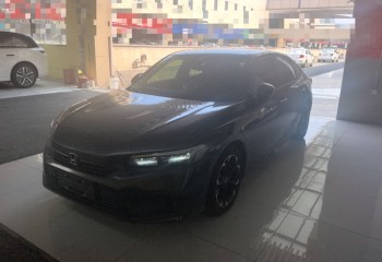 本田 思域 2022款 240TURBO CVT燃动版