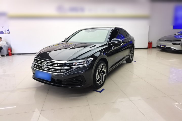 大众 速腾 300TSI DSG超越版