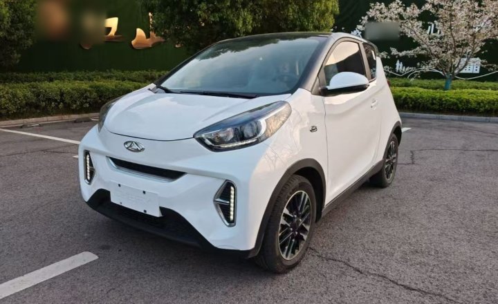 奇瑞新能源 小蚂蚁 2022款 甜粉款 半糖版 磷酸铁锂 29.2kWh 30kW 301km