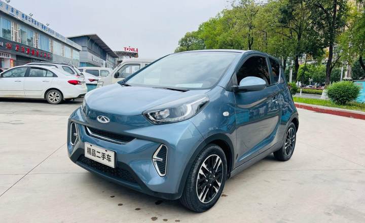 奇瑞新能源 小蚂蚁 2022款 甜粉款 微糖版 磷酸铁锂 30kW 301km