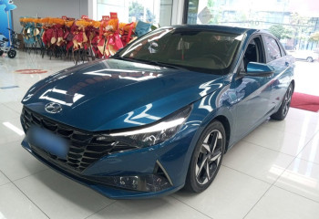 现代 伊兰特 2021款 1.5L CVT LUX尊贵版