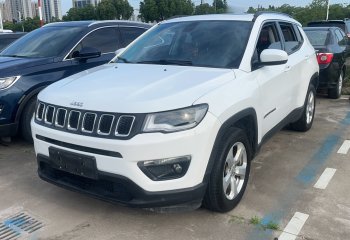 Jeep 指南者 2017款 200T 自动家享版
