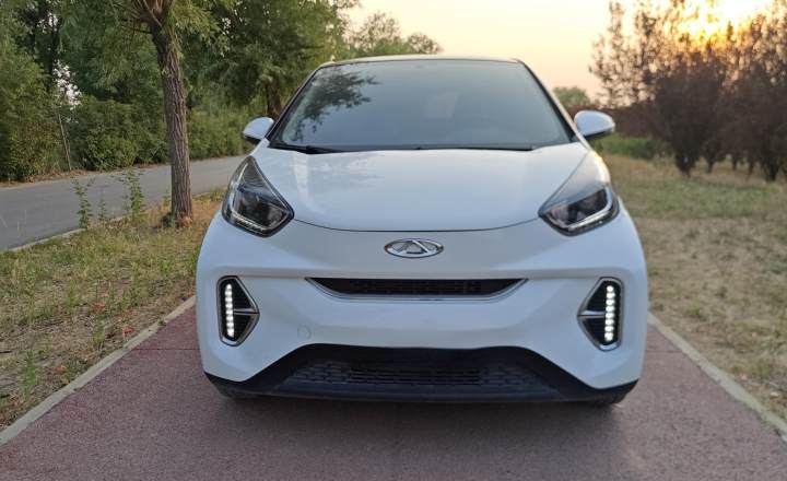 奇瑞新能源 小蚂蚁 2023款 301km 真爱Plus版 三元锂