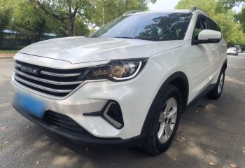 捷途X70M 2021款 1.5T DCT豪华伙伴型 7座