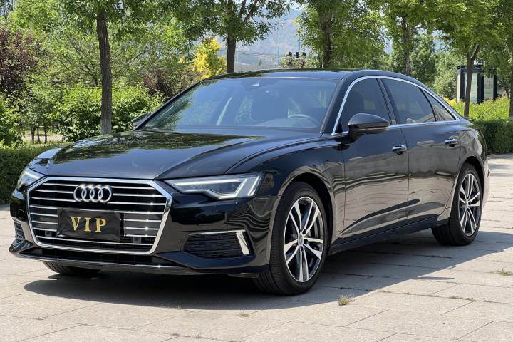奥迪 A6L 40 TFSI 豪华致雅型
