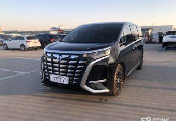 腾势 D9 2024款 DMi 980 四驱尊荣型