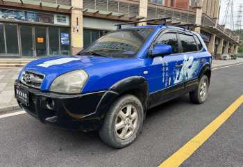 现代 途胜 2006款 2.7L 自动四驱豪华型