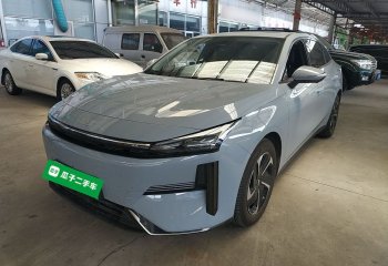 吉利银河 银河L6 2024款 125km PLUS 龙腾版