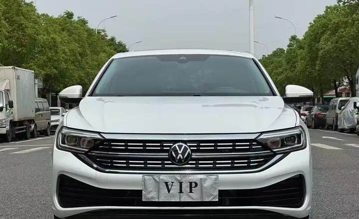 大众 速腾 2023款 300TSI DSG卓越版