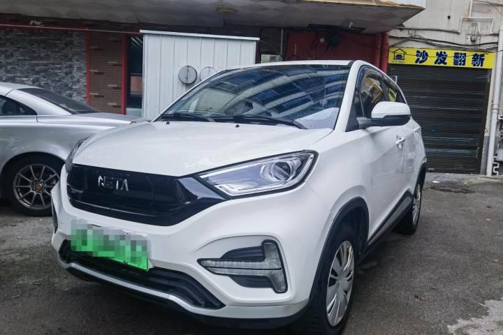 哪吒汽车 哪吒N01 长续航 430v