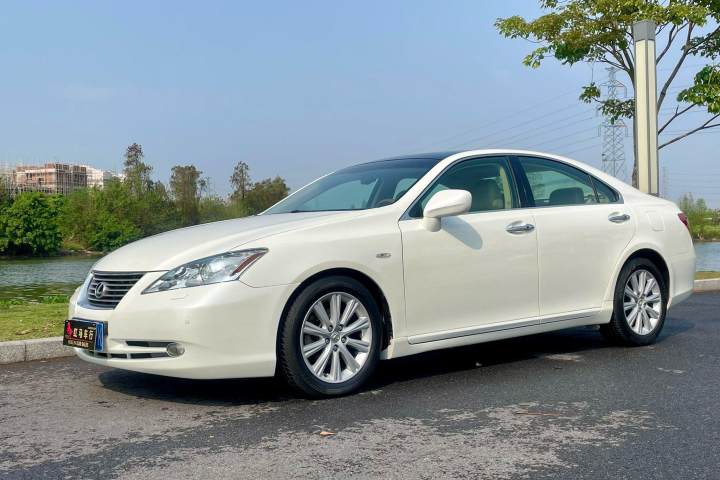 雷克萨斯 ES 350 豪华版