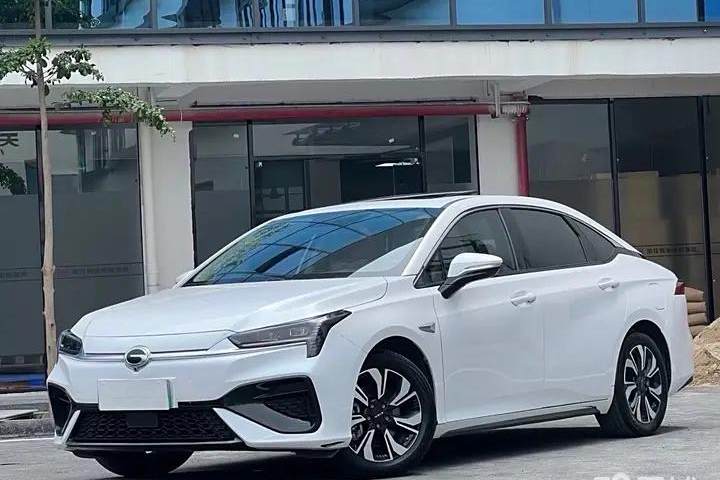 埃安 AION S 魅 580 磷酸铁锂