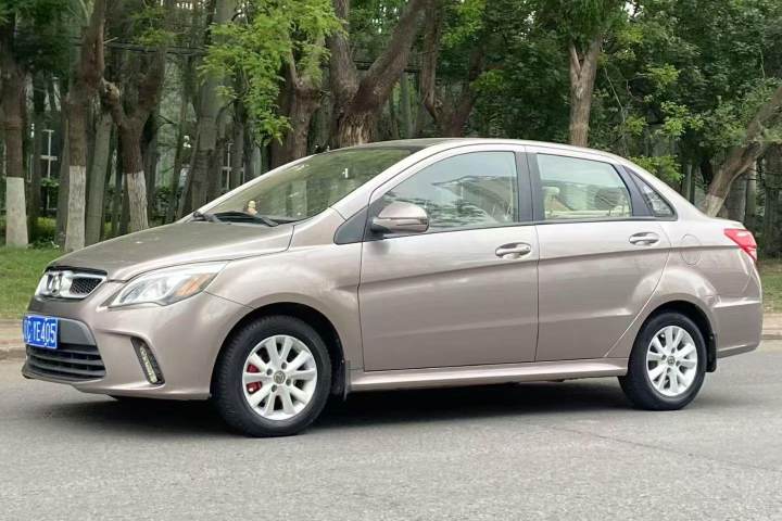 北京汽车 绅宝D20 三厢 1.3L 手动乐天版