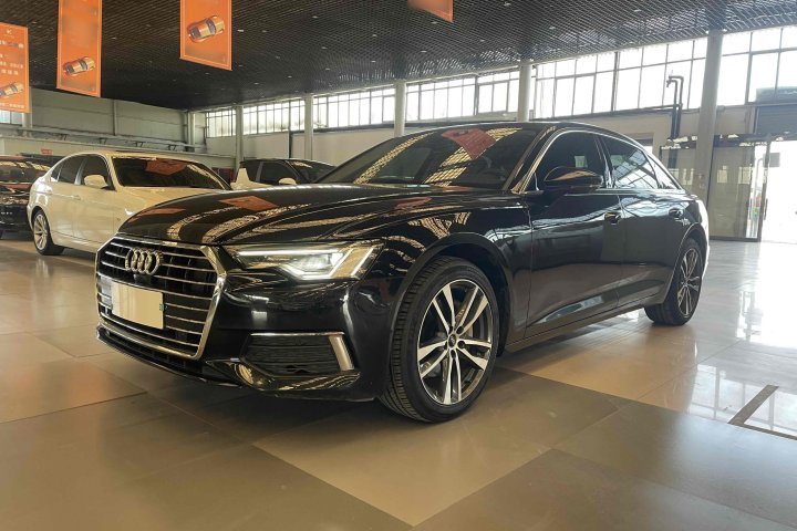 奥迪 A6L 40 TFSI 豪华致雅型