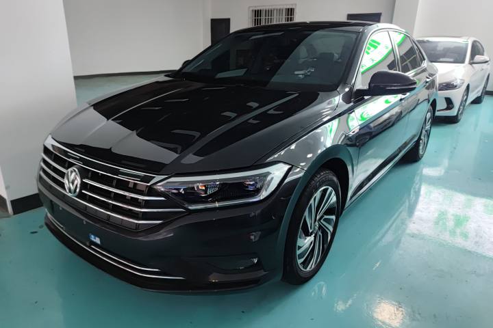 大众 速腾 200TSI DSG超越版