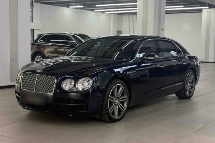 宾利 飞驰 4.0T V8 尊贵版