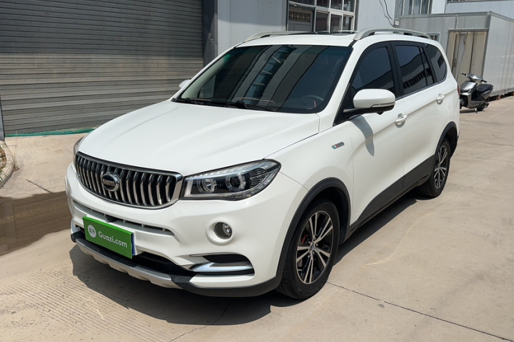 SWM斯威汽车 SWM斯威X7 2.0L 手动精英版 7座
