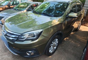 广汽传祺 传祺GS5 Super 2015款 2.0L 自动两驱舒适版