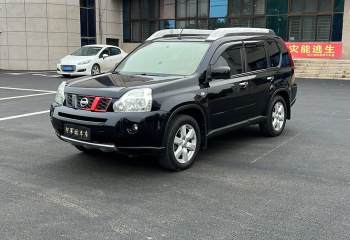 日产 奇骏 2010款 2.5L CVT旗舰版 4WD