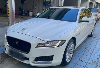 捷豹XFL 2018款 XFL 2.0T 250PS 豪华版