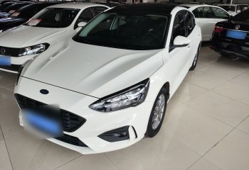 福特 福克斯 2021款 两厢 EcoBoost 180 自动锋潮型