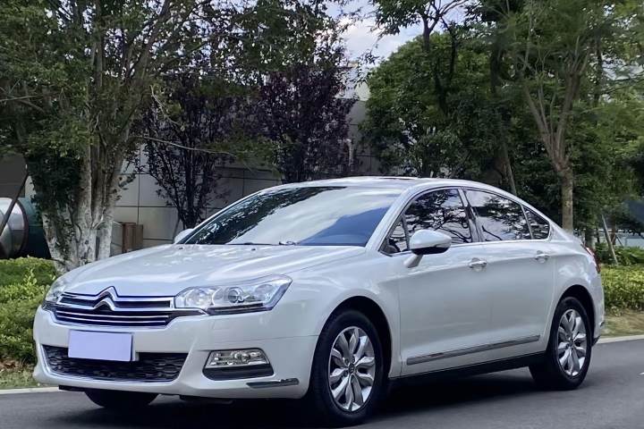 雪铁龙 C5 2.3L 自动豪华型