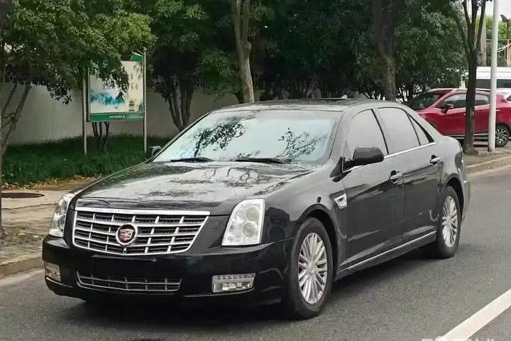 凯迪拉克 SLS赛威 3.0L 豪华型