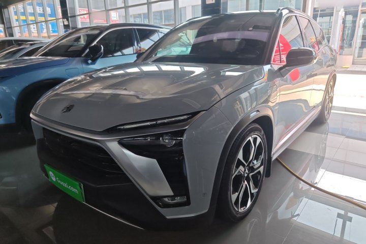 蔚来 ES8 580KM 签名版 六座版