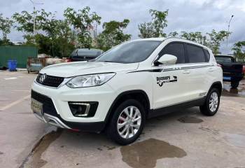 北京汽车 绅宝X35 2016款 1.5L 手动精英版