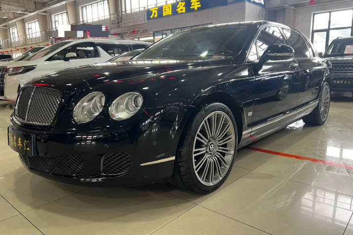 宾利 飞驰 6.0T 五座版