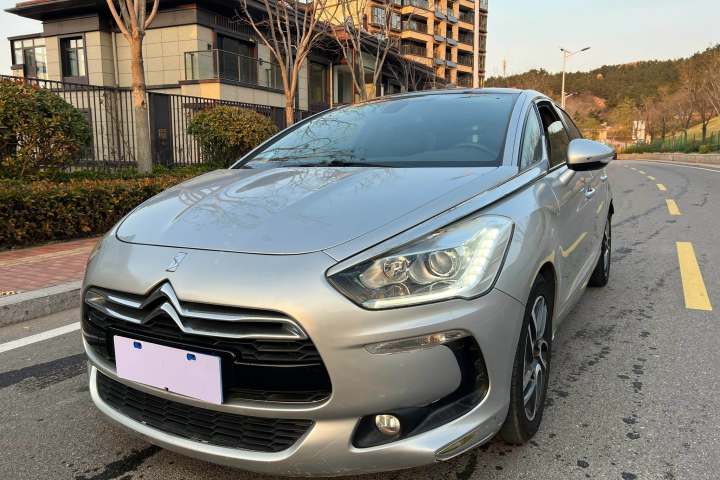 DS  5(进口) 1.6T 雅致版