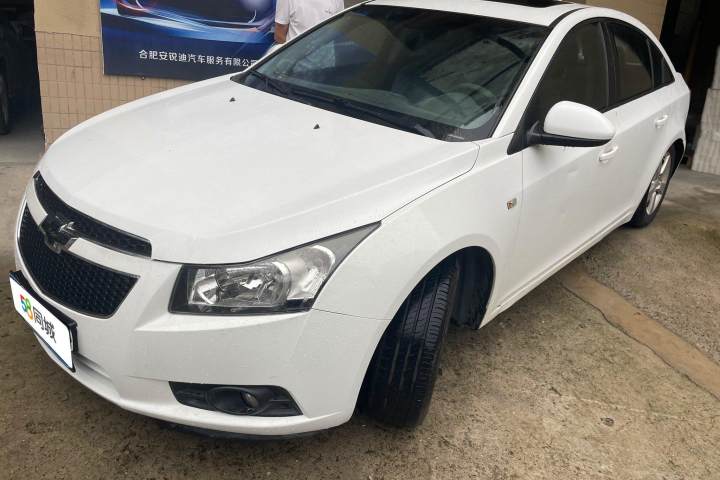 雪佛兰 科鲁兹 1.6L SE MT