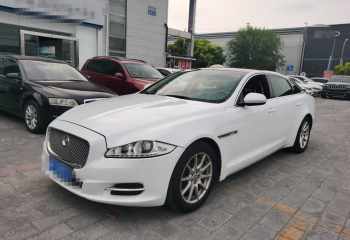 捷豹 XJ 2013款 XJL 2.0T 典雅商务版