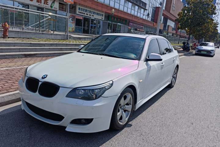 宝马 5系 523Li 标准型