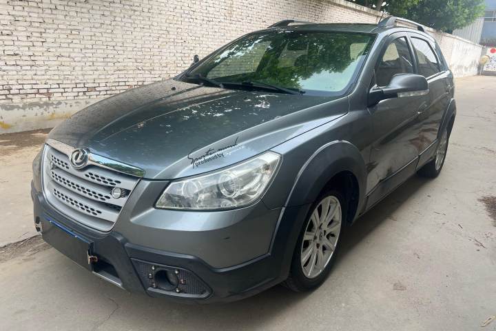 东风风神 H30 CROSS 1.6L 自动尊逸型