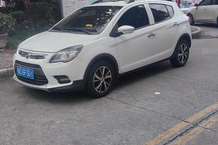 力帆汽车 力帆X50 1.5L 手动尊贵型
